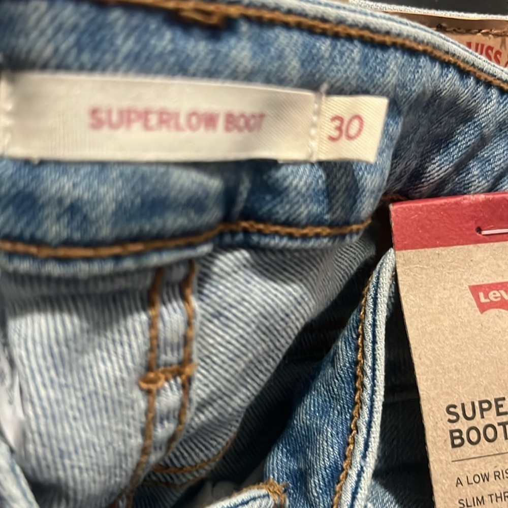 NWT Levi's Blue Boot Cut Jeans Casual Comfort - Picture 13 of 13